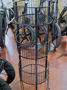 lot 1720 image: 3-tier Basket Display