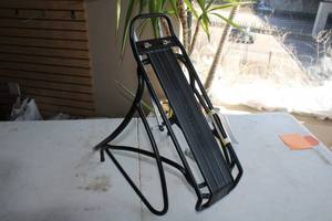 lot 602 image: Sunlite Gold Tec Disc Rack Bag Rack