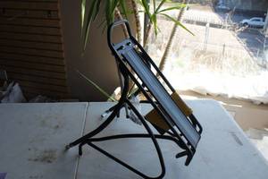 lot 603 image: Sunlite Gold Tec Disc Rack Bag Rack