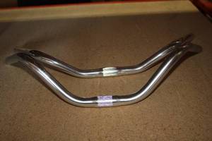 lot 722 image: Lot of (2) Handlebars