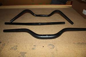 lot 741 image: Lot of (3) Handlebars