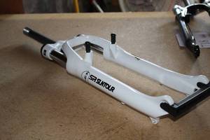 lot 717 image: SR Suntour Front Shock Fork