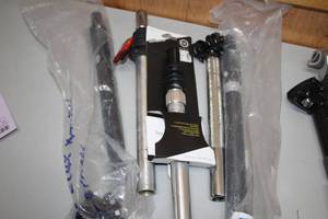 lot 777 image: Bike Accessories - Sunlite Seatpost (x1), Misc. Seatposts (x4)