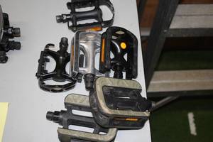 lot 855 image: Lot of (6) Misc. Bike Pedals