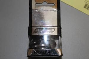 lot 869 image: FSA Orbit Carbon 1-18 Internal Headset IS-2