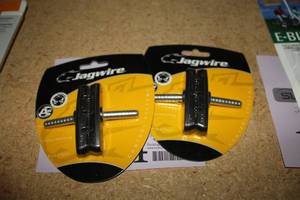 lot 1234 image: Lot of (2 Sets) Jagwire Brake Pads
