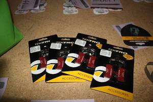 lot 1246 image: Lot of (4) Tektro Q10RS Four Piston Disc Pads