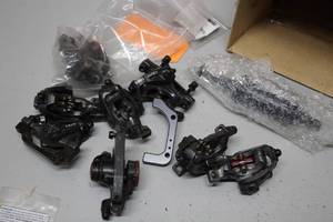 lot 1408 image: Lot of  Brake Calipers (Used)
