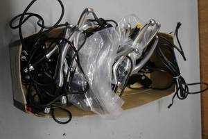 lot 1409 image: Lot of  E-Bike Brake Levers (Used)