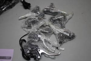 lot 1410 image: Lot of  E-Bike Brake Levers (Used)