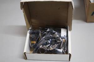 lot 1423 image: Lot of  Kick Scooter Throttles