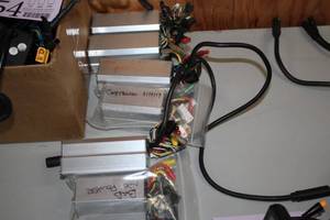 lot 1436 image: Lot of (6) Controllers (Used)