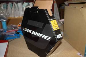 lot 1367 image: Lot of (1 Partial Box) Jagwire 5.0mm Brake Housing Cable