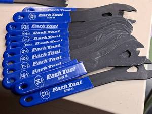 lot 1745 image: Park Tool 12-piece Hub Cone Wrench Set