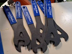 lot 1747 image: Park Tool 7-piece Hub Cone Wrench Set