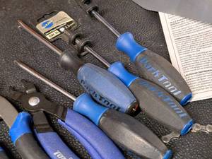 lot 1755 image: Lot of (8) Park Tool Bike Tools