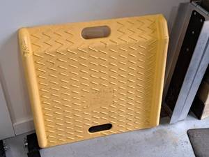 lot 1817 image: 28 Ramp
