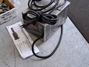 lot 1812 image: Segway 48V Battery Charger 48014-04