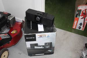 lot 1775 image: Sony Bluetooth Micro Surround Sound System