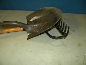 lot 144 image: Spade Shovel and Rake