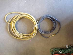 lot 60 image: Air Hoses