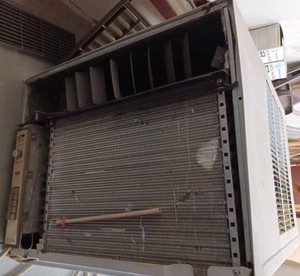 lot 32 image: Carrier 220 Commercial Wall Air Conditioner