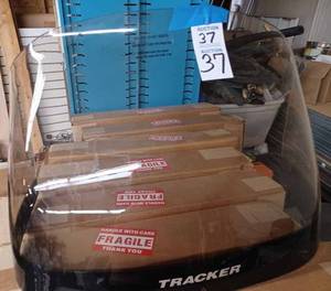 lot 37 image: Tracker Boat Windshield