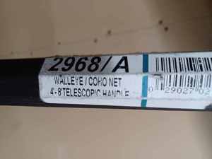 lot 53 image: WalleyeCoho Net with 4-foot to 8-foot Telescoping Handle