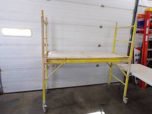 Rolling Indoor Scaffolding