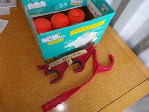 Clay Pigeons with Thrower and Truck Rifle Rack