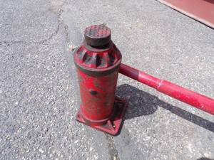 Hydraulic Jack with handle