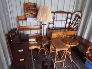 Home Office and Shelf Lot