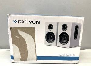 lot 105 image: Sanyun 3 White Bluetooth 5.0 60W Carbon Fiber Bookshelf Speakers with Built-in 24bit DAC and Dynamic 3D Surround Sound