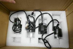 FOUR New Brushless stepper motors 24v, 4,000 rpm