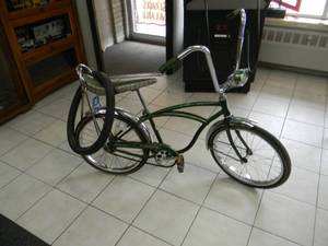 VINTAGE 1969 SCHWINN TYPHOON - OLD SCHOOL CLASSIC - FANTASTIC BIKE -  SEE PICTURES