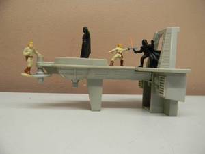 VINTAGE 1982 KENNER STAR WARS BESPIN GANTRY ACTION PLAYSET WFIGURES & BOX - FANTASTIC ORIGINAL SET - SEE PICTURES