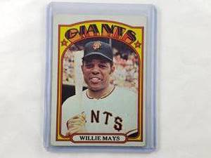lot 97 image: Willie Mays 1972 Topps No. 49
