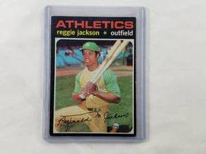 lot 107 image: Reggie Jackson 1971 Topps No. 20