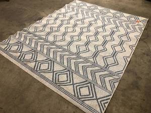 CreamGray 6 ft. x 9 ft. Global IndoorOutdoor Patio Area Rug by Hampton Bay   Customer Returns See Pictures