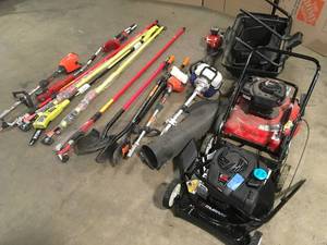 lot 28 image: Lot of Mixed Lawn Care Items  Various Models and Conditions  Customer Returns See Pictures