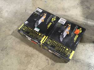lot 44 image: 2 Lots of 700XT 34 HP Wet Tile Saw with 7 in. Blade and Table Extension by QEP  Customer Returns See Pictures