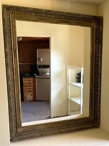 lot 52 image: Vintage Framed Mirror