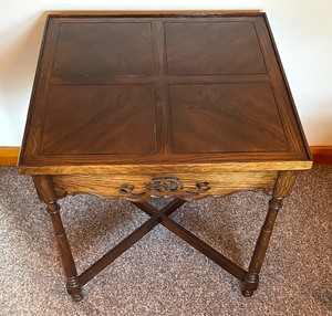 lot 51 image: Amazing Vintage Accent Table