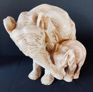 lot 70 image: Vintage Ceramic Elephant Sculpture