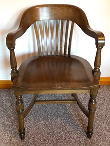 lot 77 image: Vintage Wooden Chair
