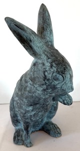lot 143 image: Metal Bunny Figurine