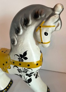 lot 5 image: Vintage Russian Folk Art Dala Horse