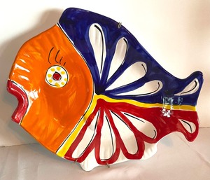 lot 183 image: Variety of Delightful Decor Items