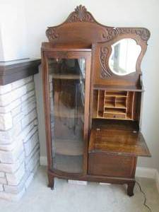 Antique secretary desk with keys. 6...