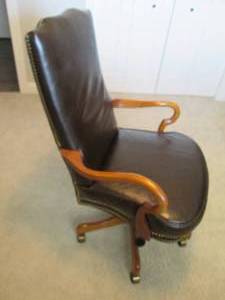 Decorative swivel office chair...
